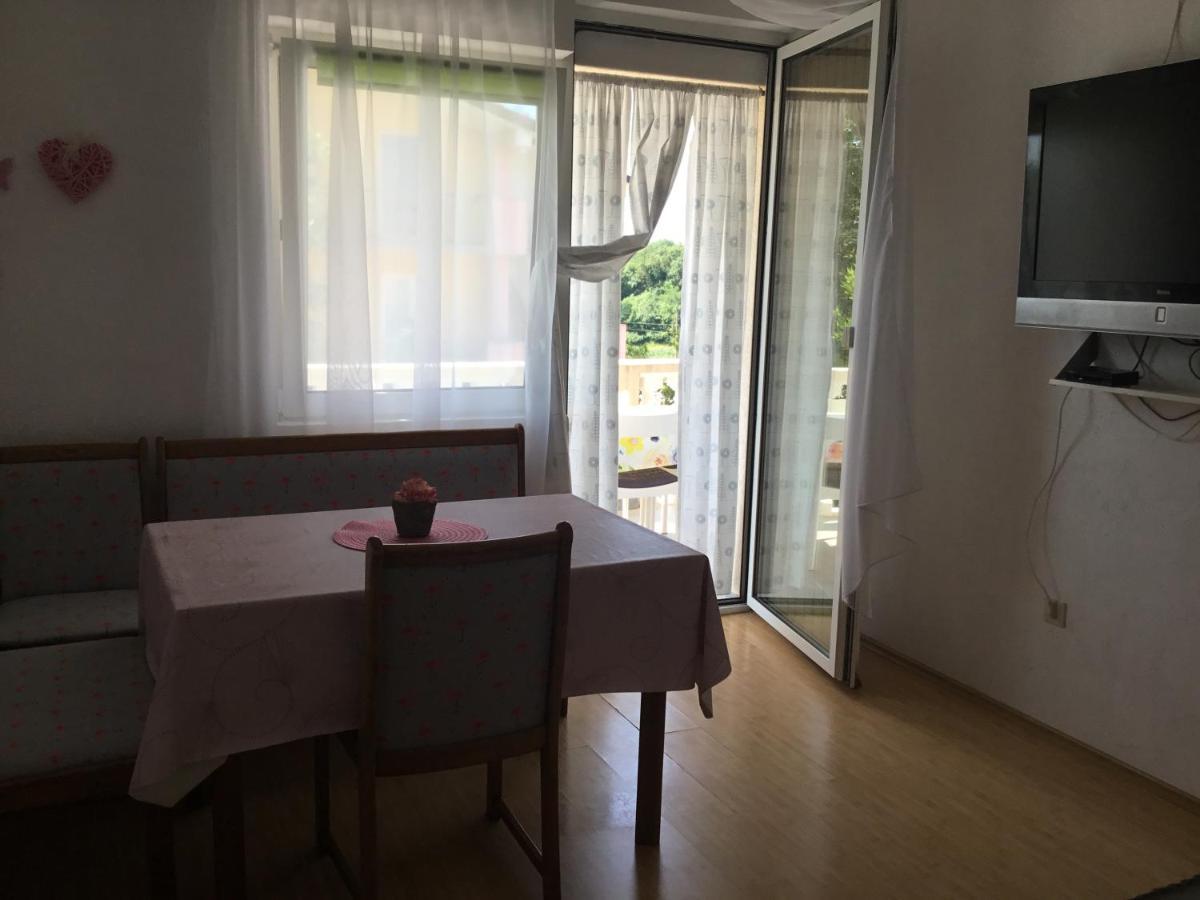 Basic Apartment